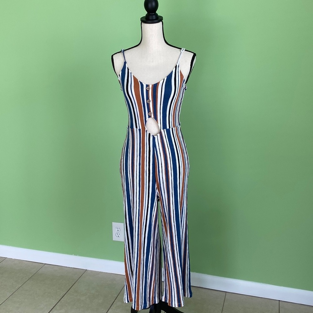 Romper** - Picture 3 of 5